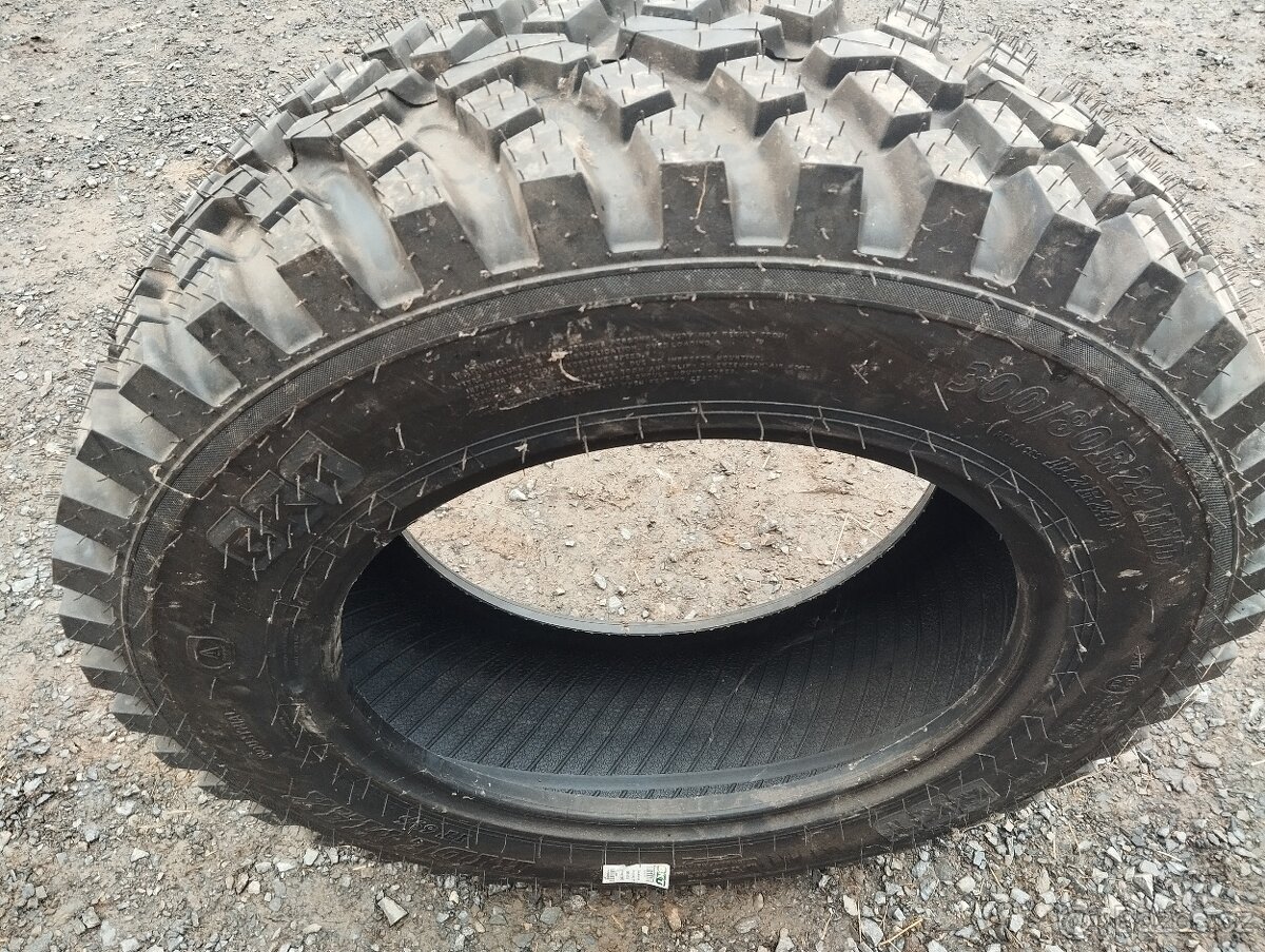 Pneu traktorová 300/80 R24