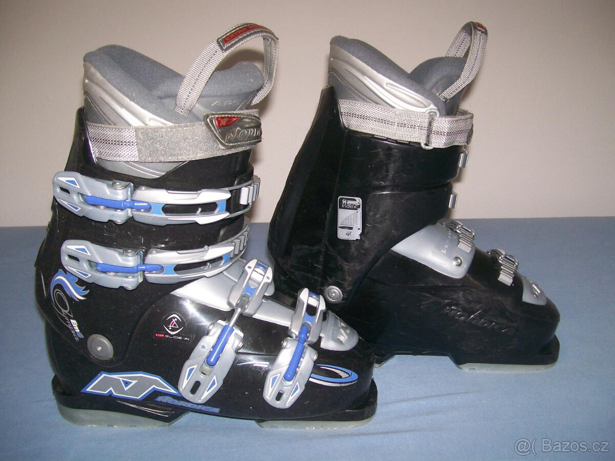 Lyžáky dámské NORDICA OLYMPIA 6 - č. 24/24,5