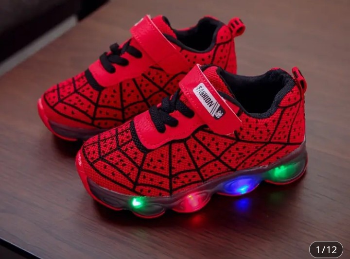 Spiderman boty