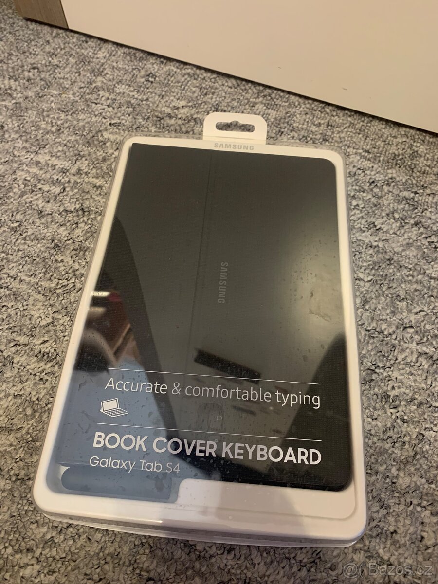 Samsung Galaxy Tab S4 Bookcover Keyboard černé