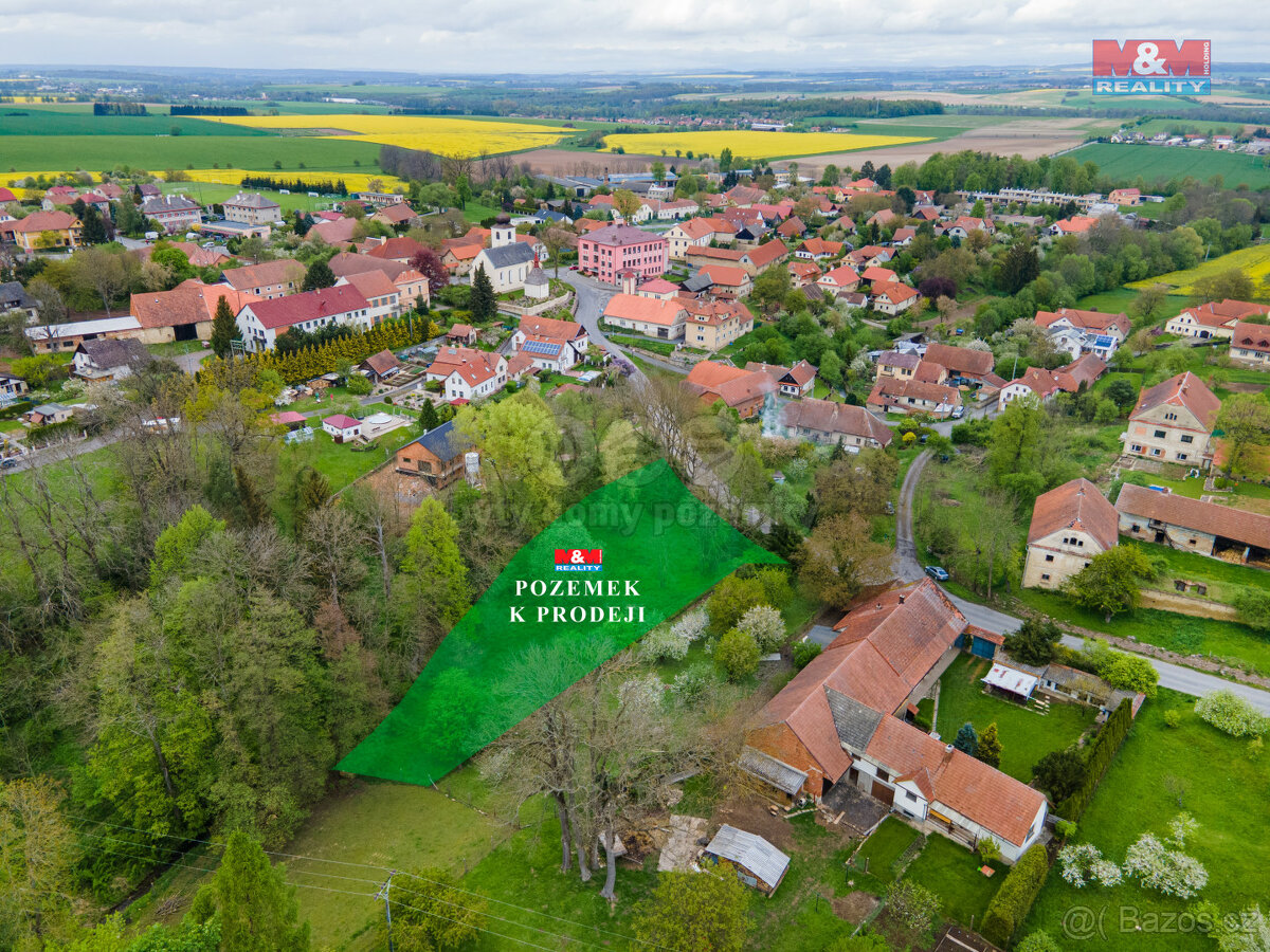 Prodej pozemku k bydlení v Morašicích, 2616 m²