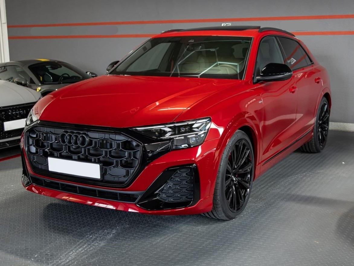 Audi Q8 50TDi Sline LASER B&O VZDUCH WEBASTO TAŽNÉ ZÁRUKA