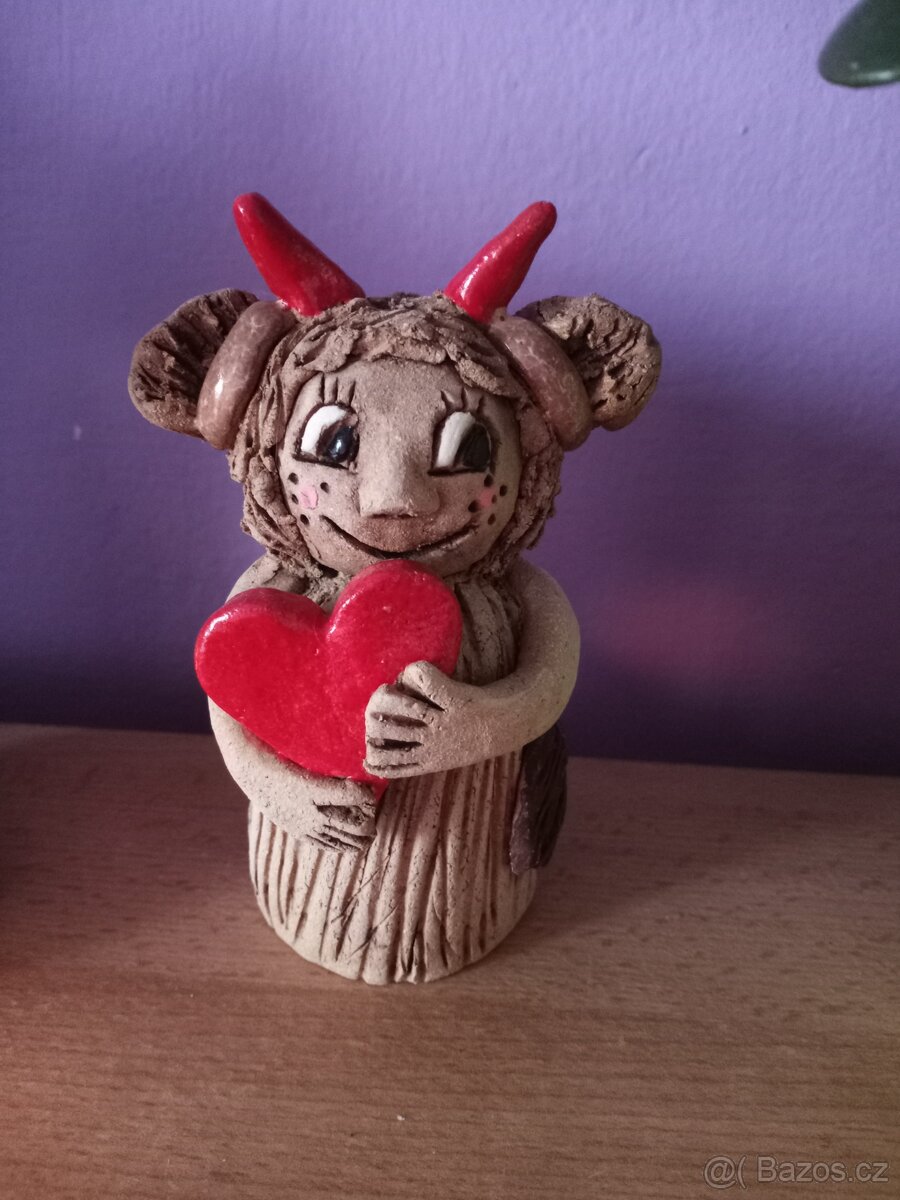 Nová keramická čertice