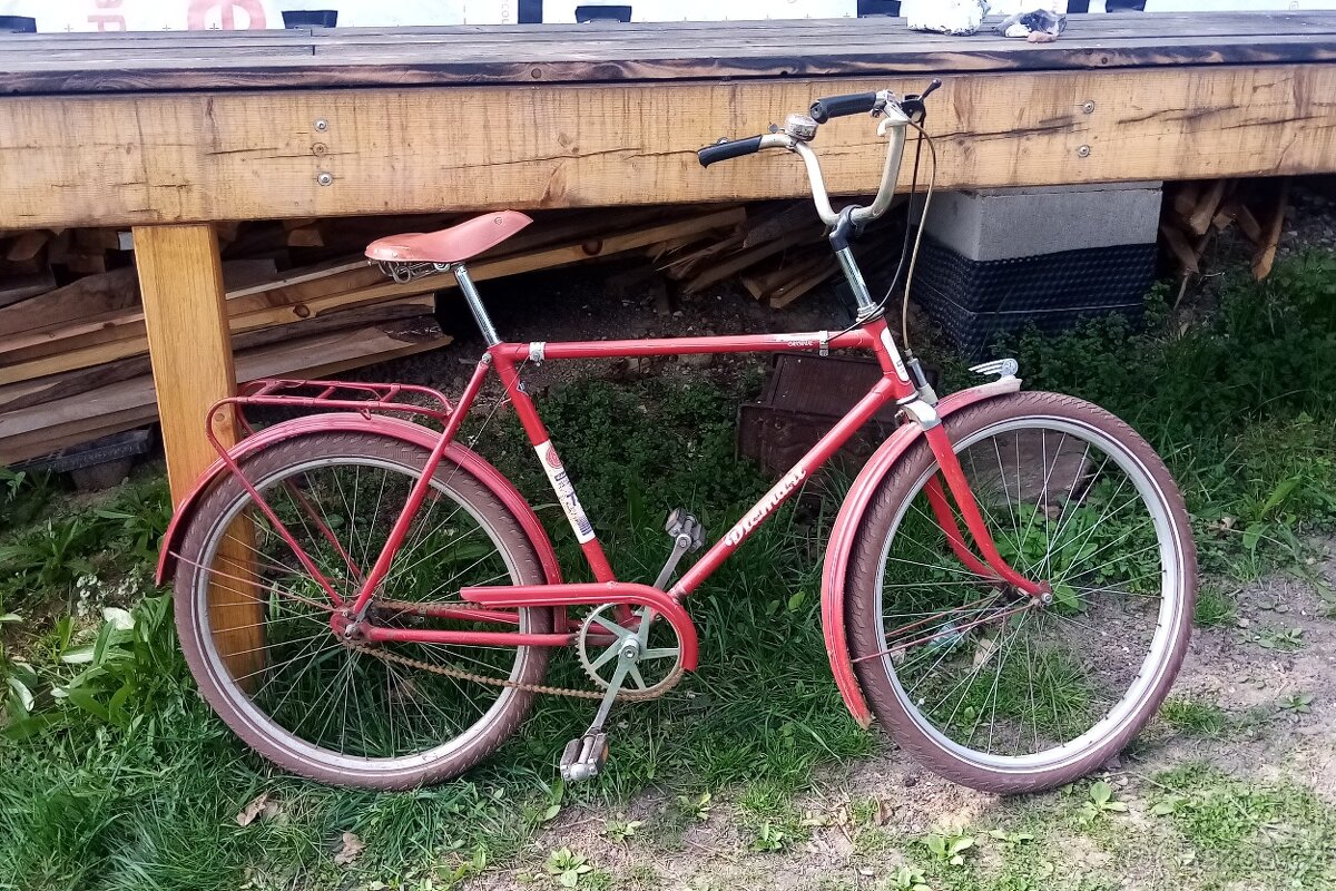 Diamant kolo, dámské i pánské, pouze jako pár, rok 1978
