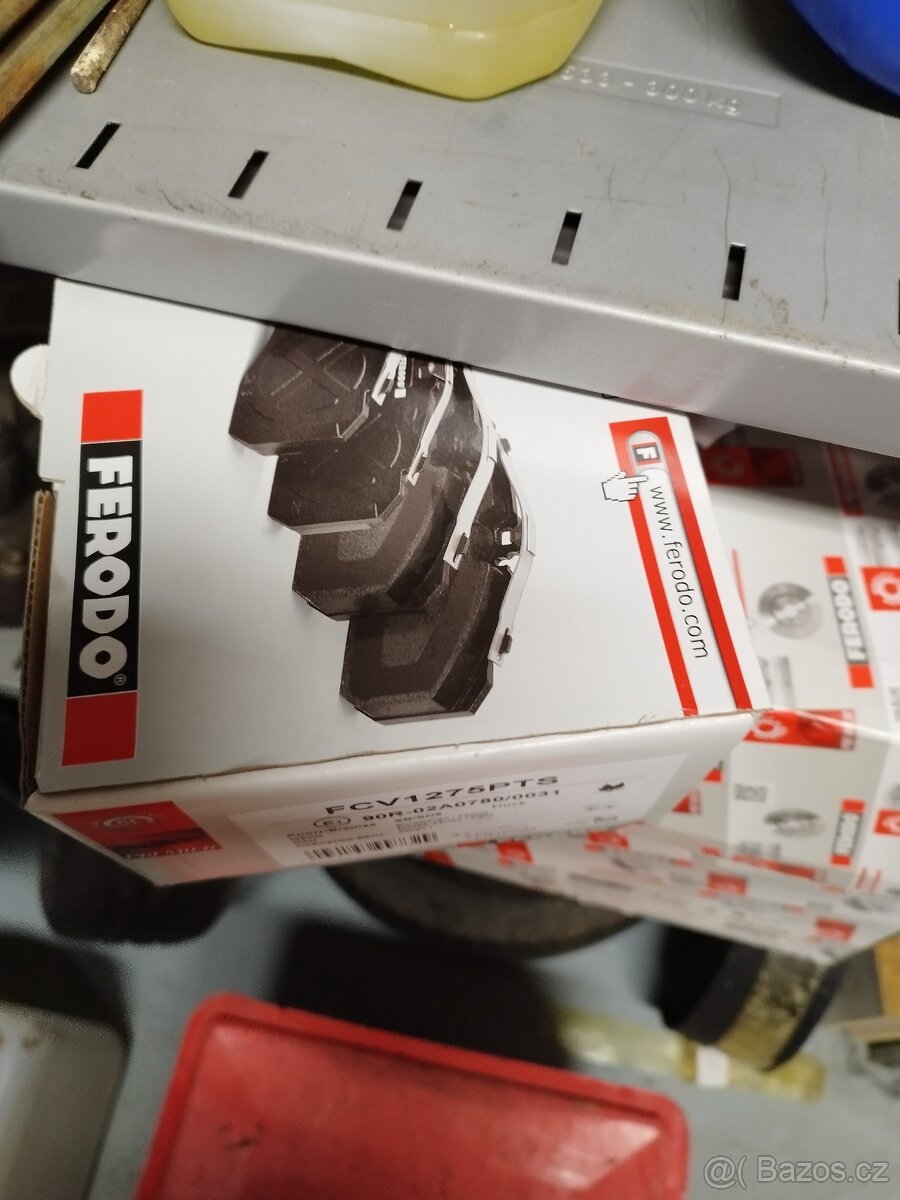 Brzdové kotouče,destičky. Atego značky Ferodo
