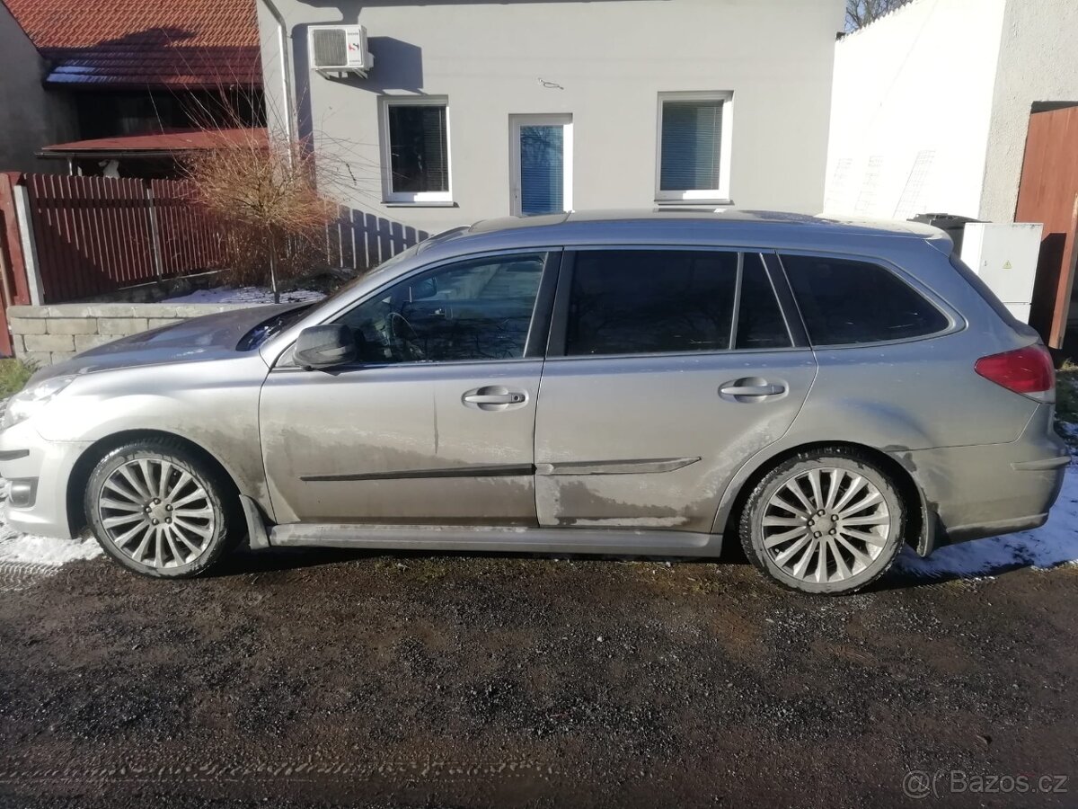 Subaru Legacy 2010 2.0 diesel