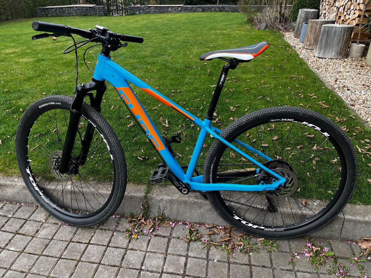 Horské kolo CUBE Acid 27,5" kola, rám 14"