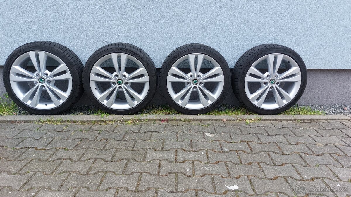 Alu kola 5x112 r18 Neptune originál Škoda Octavia II