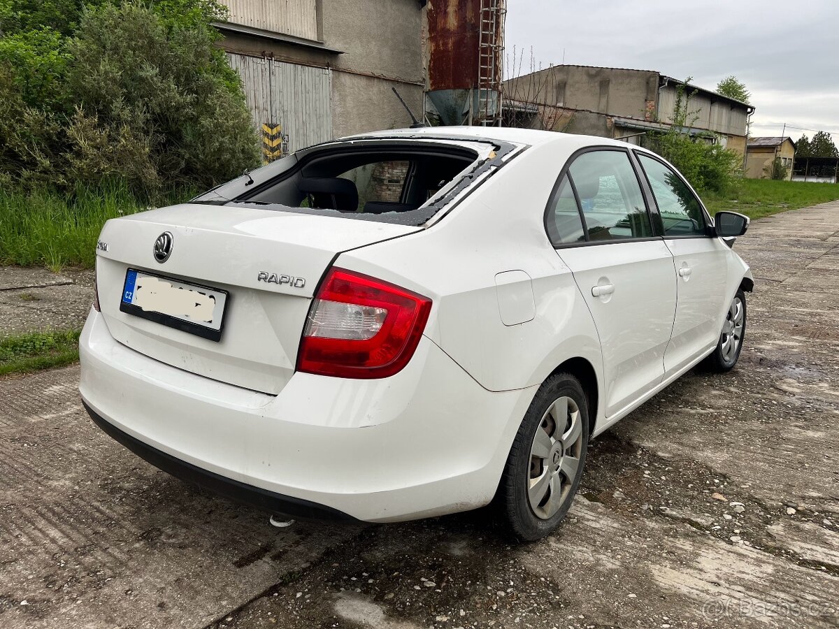 Škoda Rapid 1,2tsi řemen 66kw 78tis km jeden majitel