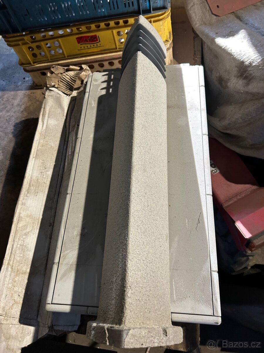 Zahradní lampa