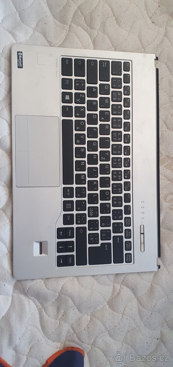 Fujitsu Siemens Lifebook S935 936 937 palmrest