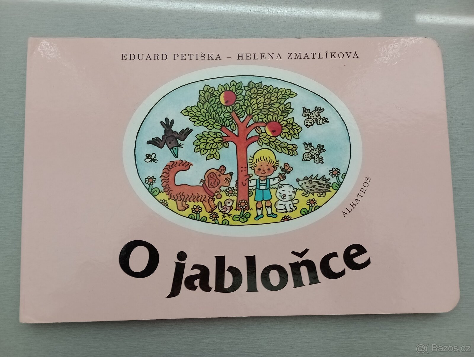 dětská knížka "O jabloňce"