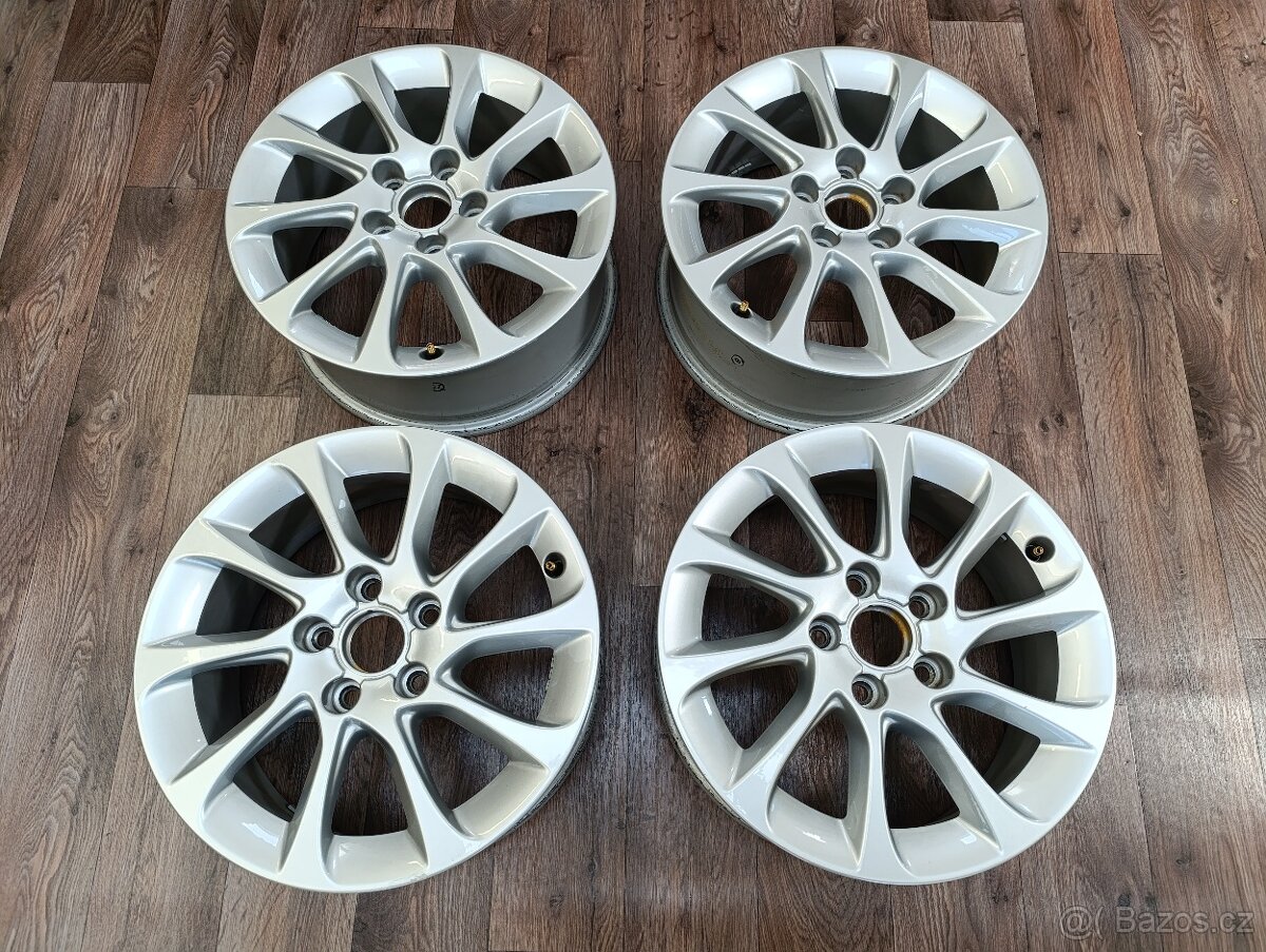 5x112 Audi A3 6,5Jx16 ET46 číslo dílu 8V0601025BM alu disky