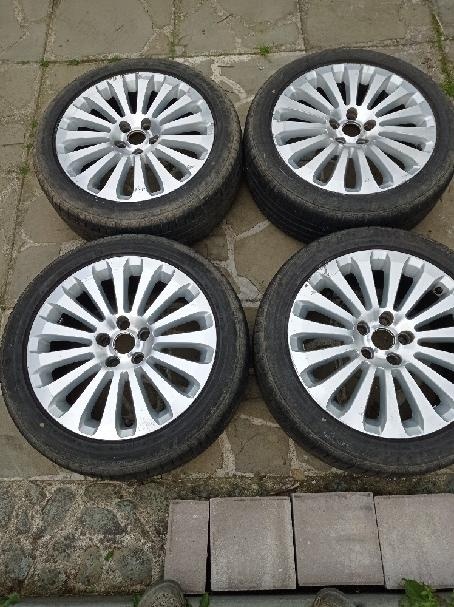 Prodám Ford Alu kola