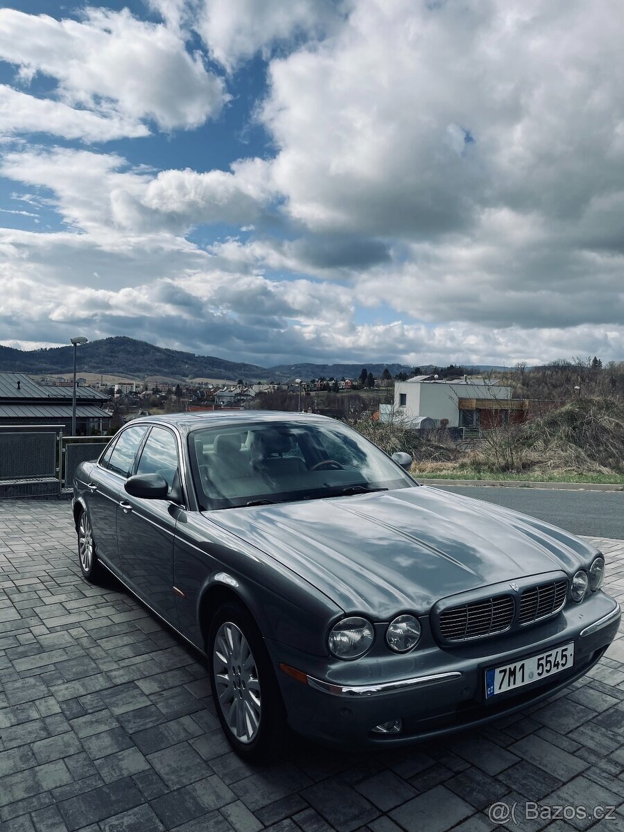 Jaguár XJ6 3,0 V6 ODPOČET DPH YOUNGTIMER