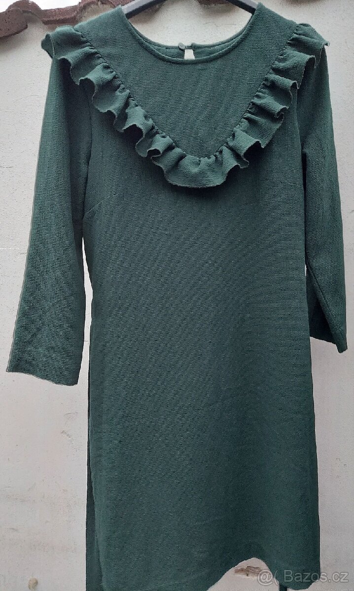 69,- Kč za balíkovnu. Elegantní jarní šaty
