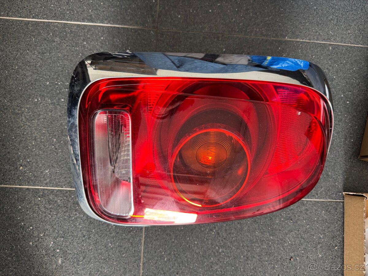 Mini countryman F60 zadní L lampa