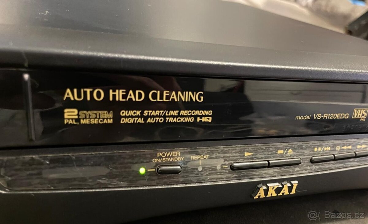 AKAI VHS rekordér Akai VS-R120EDG + kazeta