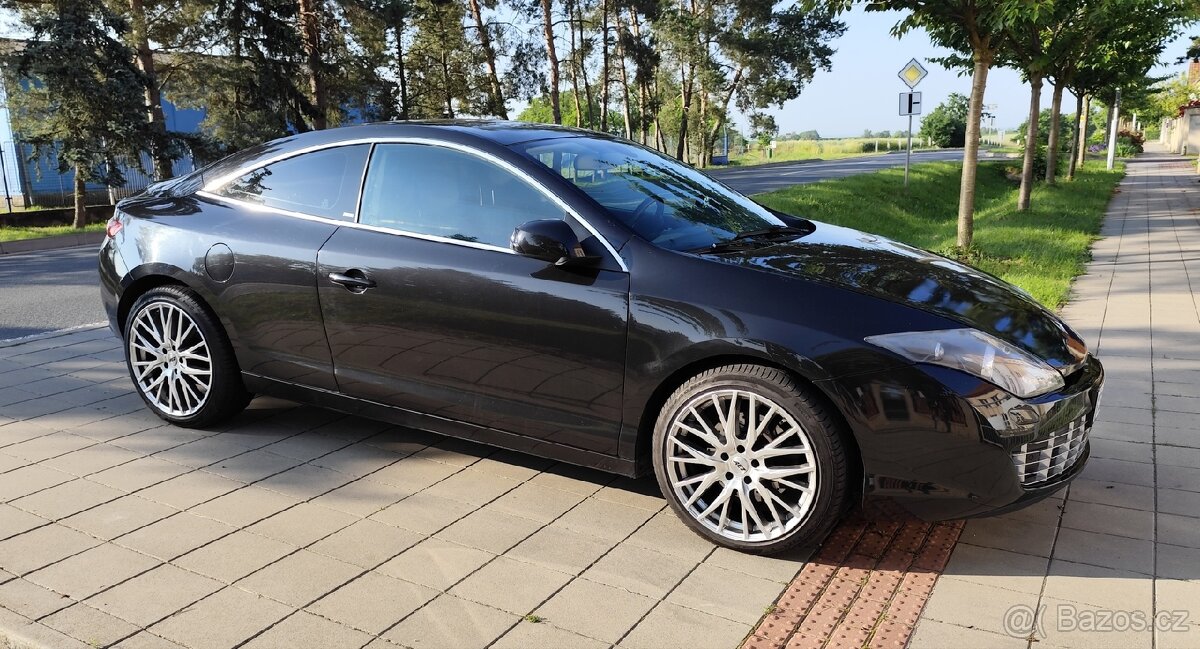 RENAULT LAGUNA COUPE 3.0dCi V6 173kW