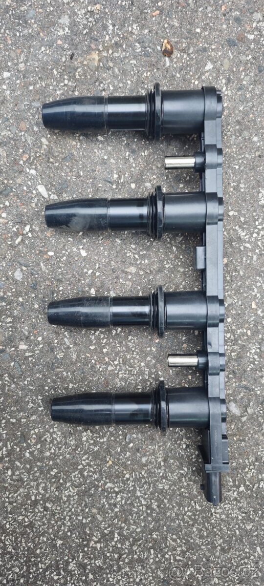 Zapalovaci civka NGK U6001