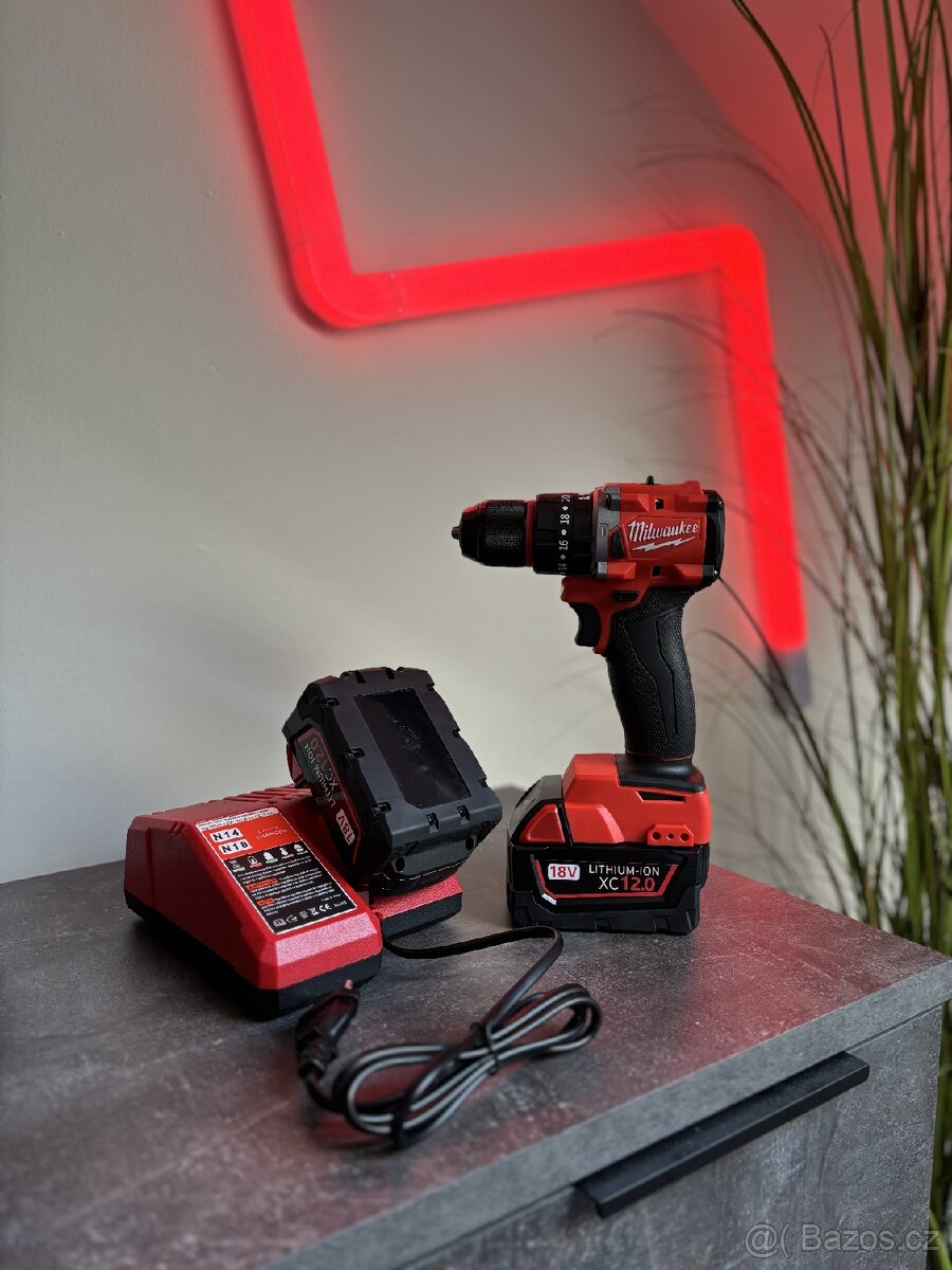 Milwaukee vrtačka 150N.m (set)