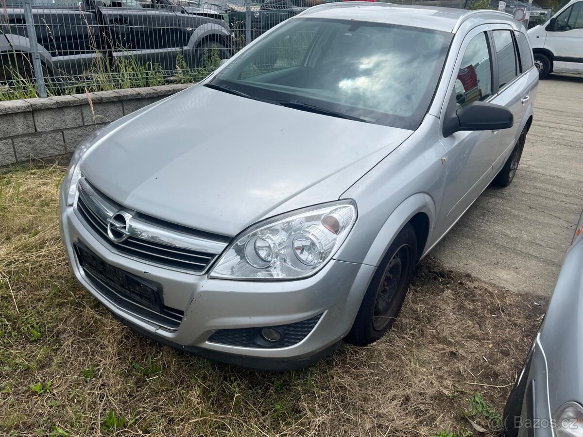 Opel Astra kombi 1.6i 85kw Z16XER