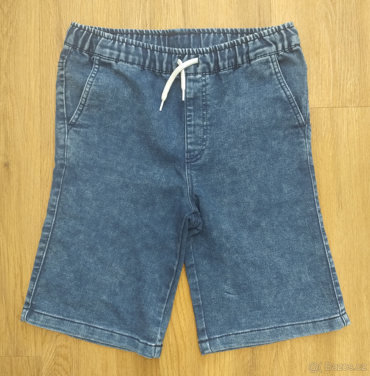 Kraťasy chlapecké vel. 158