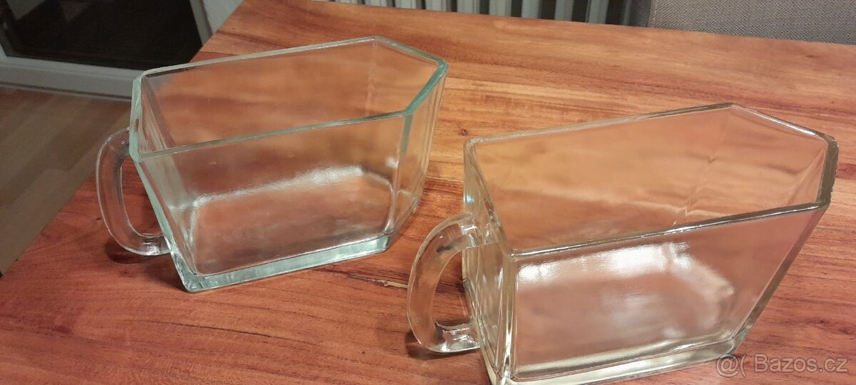 Staré skleněné dózy na mouku 2 ks