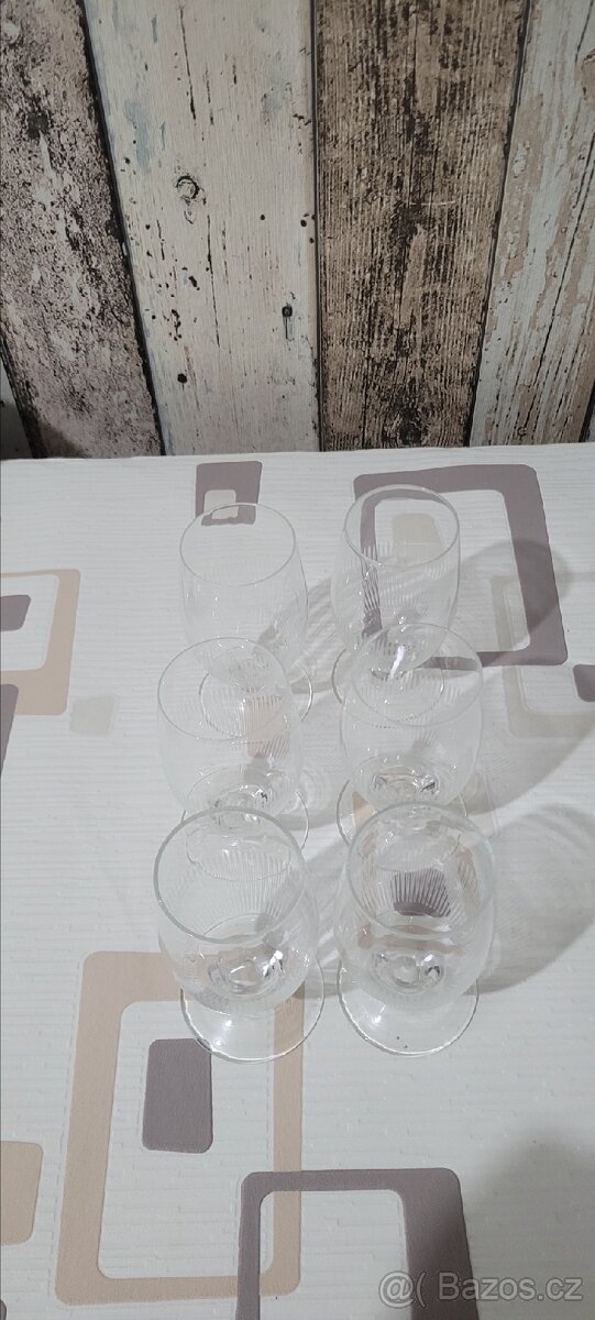 Sklenky z českého skla