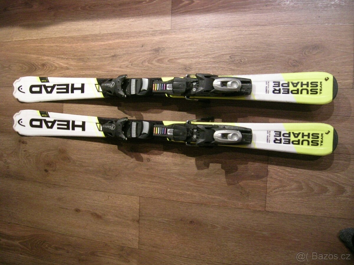Dětské carvingové lyže Head Supershape 127 cm
