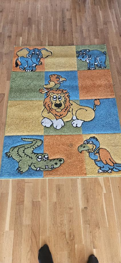 Dětský koberec Nová cena 190 Kč