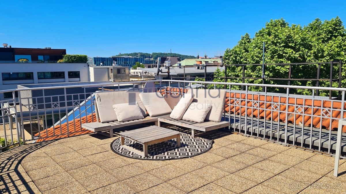 Pronájem kanceláře 243 m² Na Příkopě, Praha - Nové Město