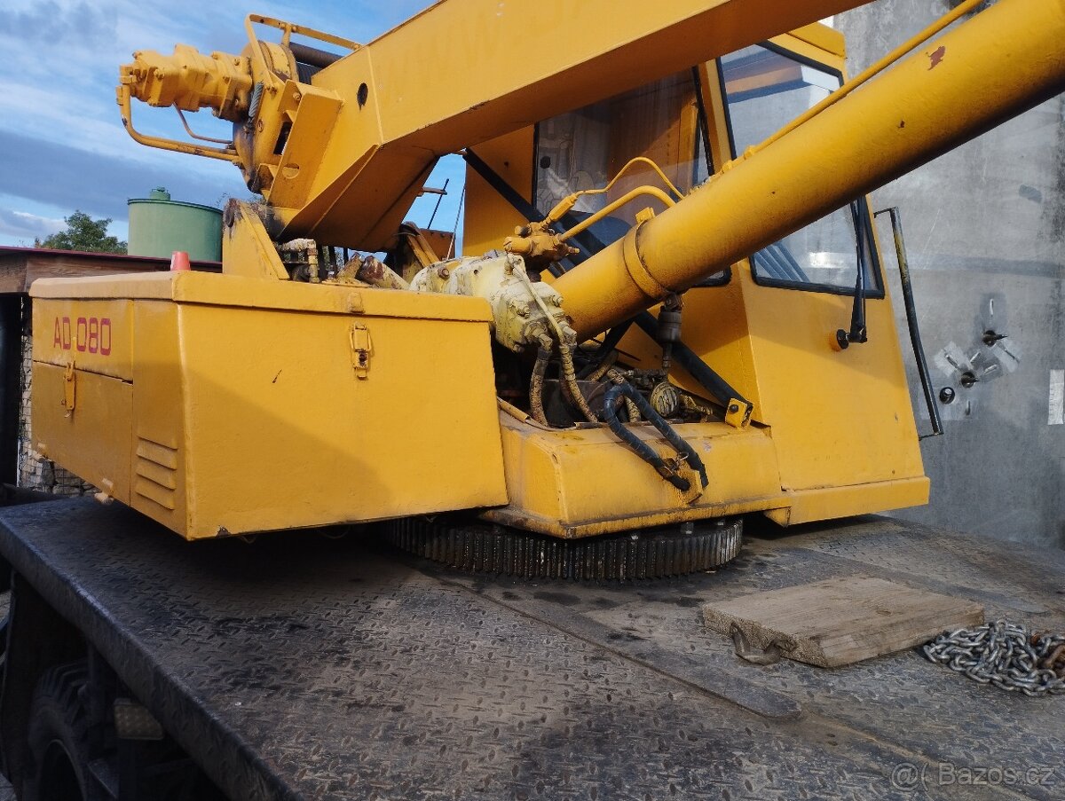 Praga v3s jeřáb plně funkcni
