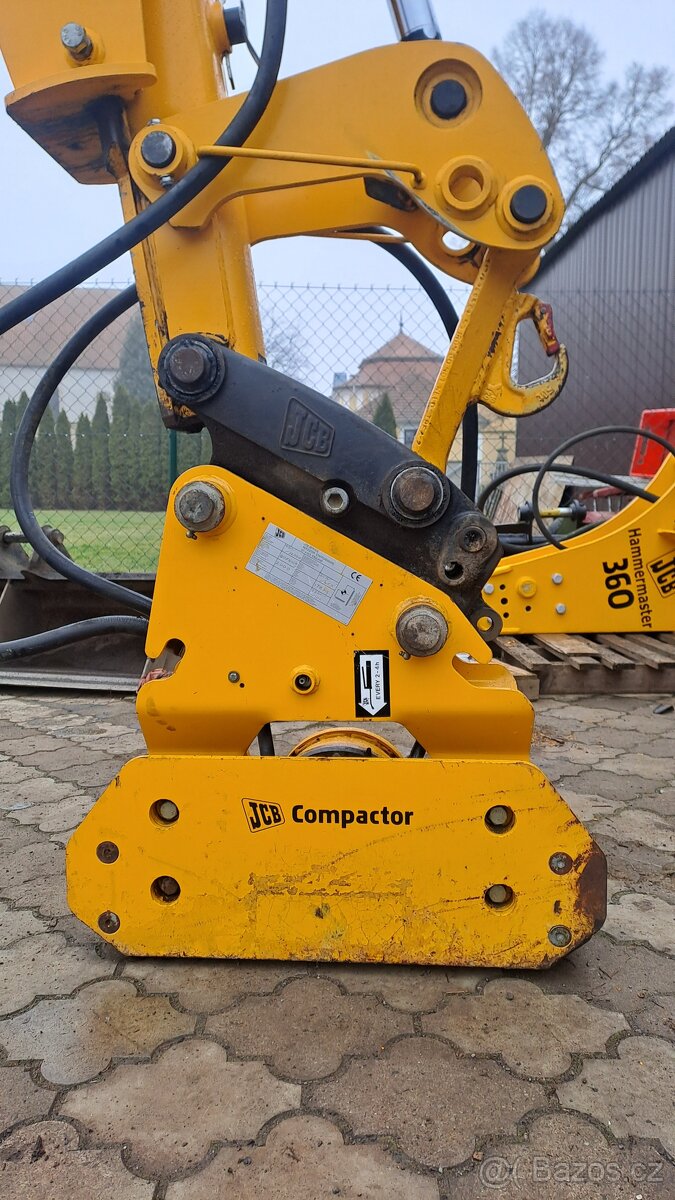 Jcb compactor hutnici deska na bagr