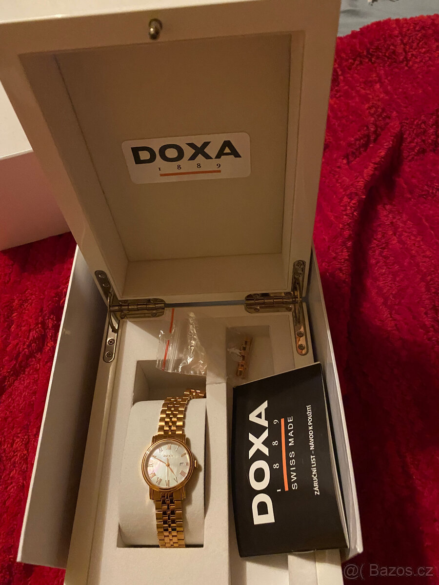 švýcarské hodinky Doxa nové