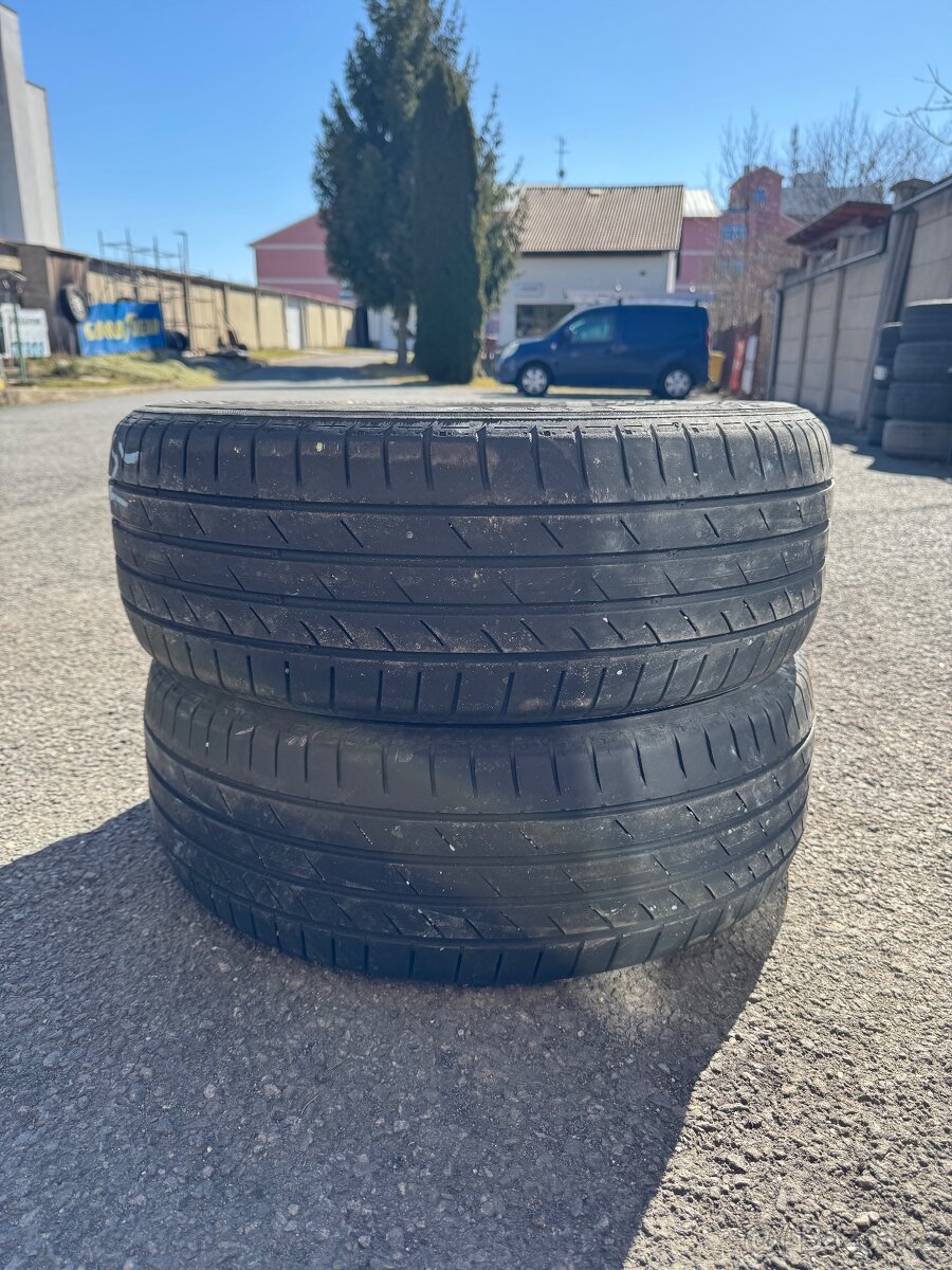 Letní 205/60 R16 92V Kumho Ecsta PS71