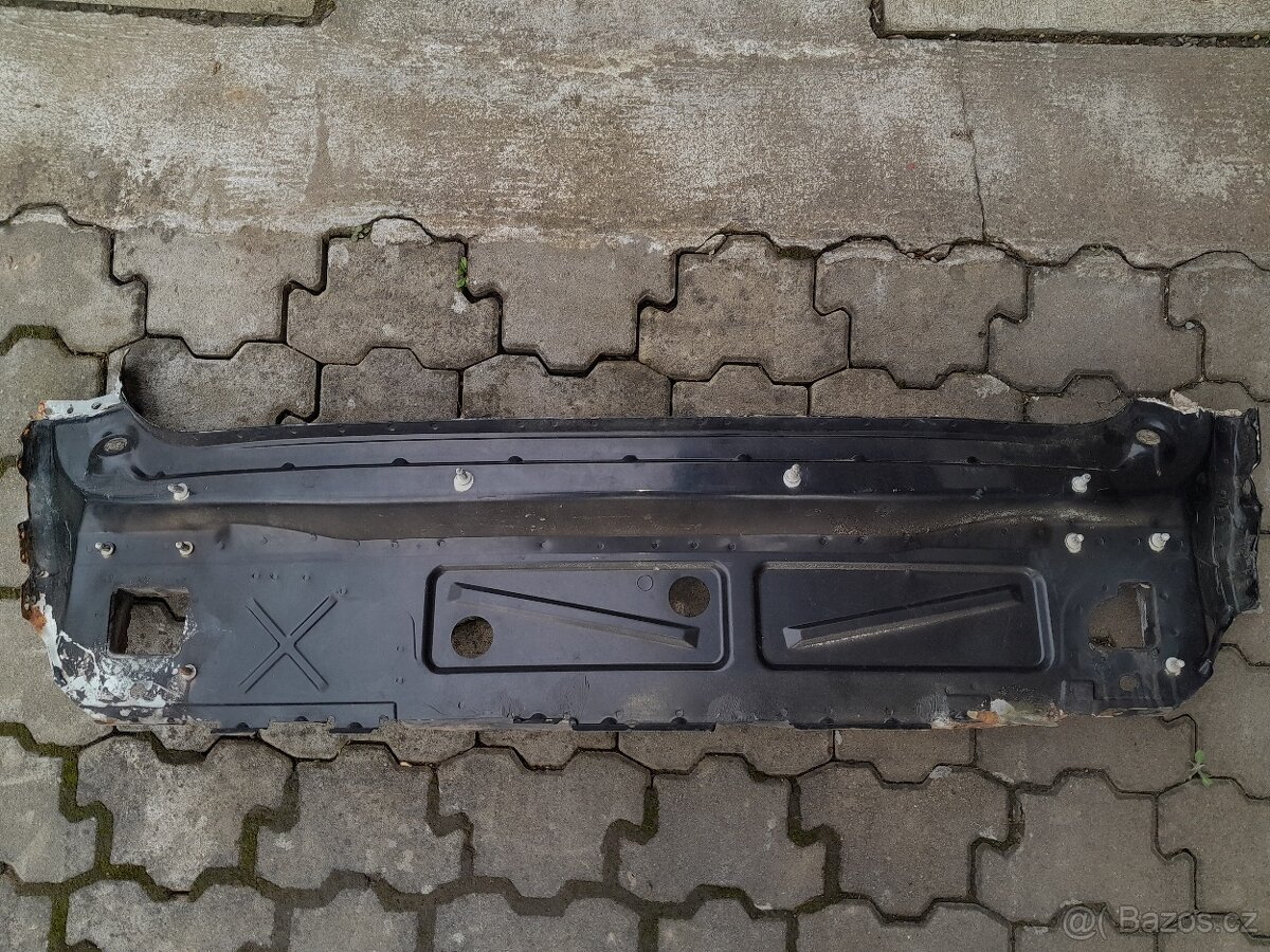Zadní čelo Octavia 1 kombi.