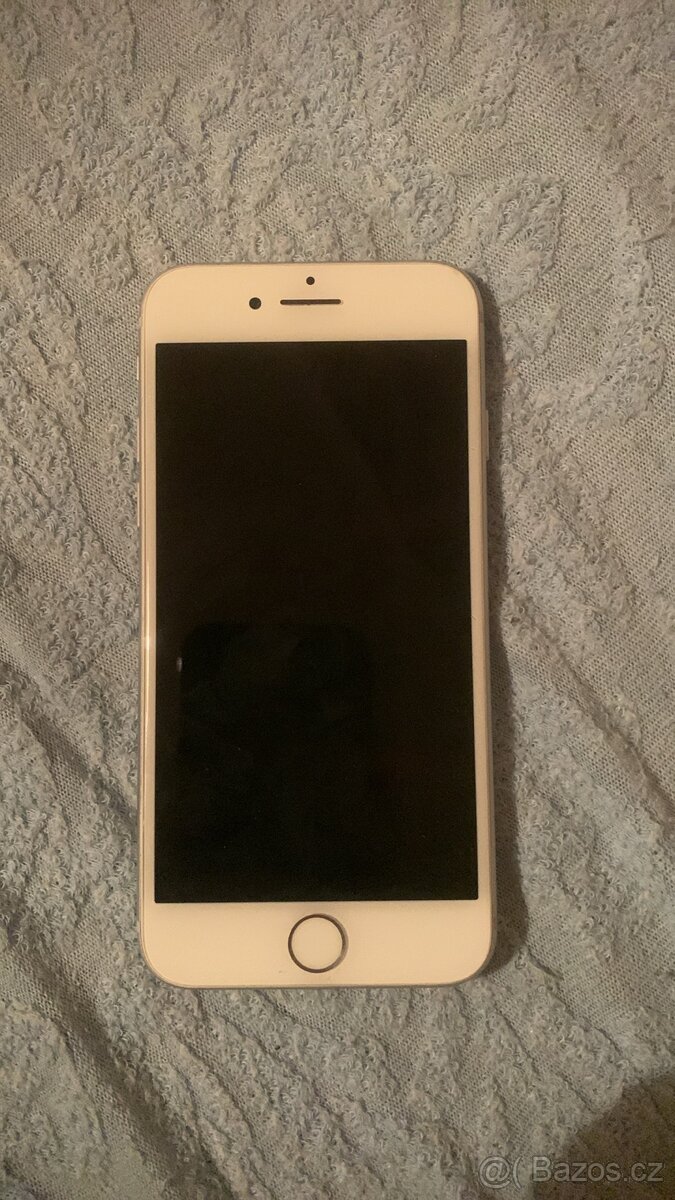 iPhone 8