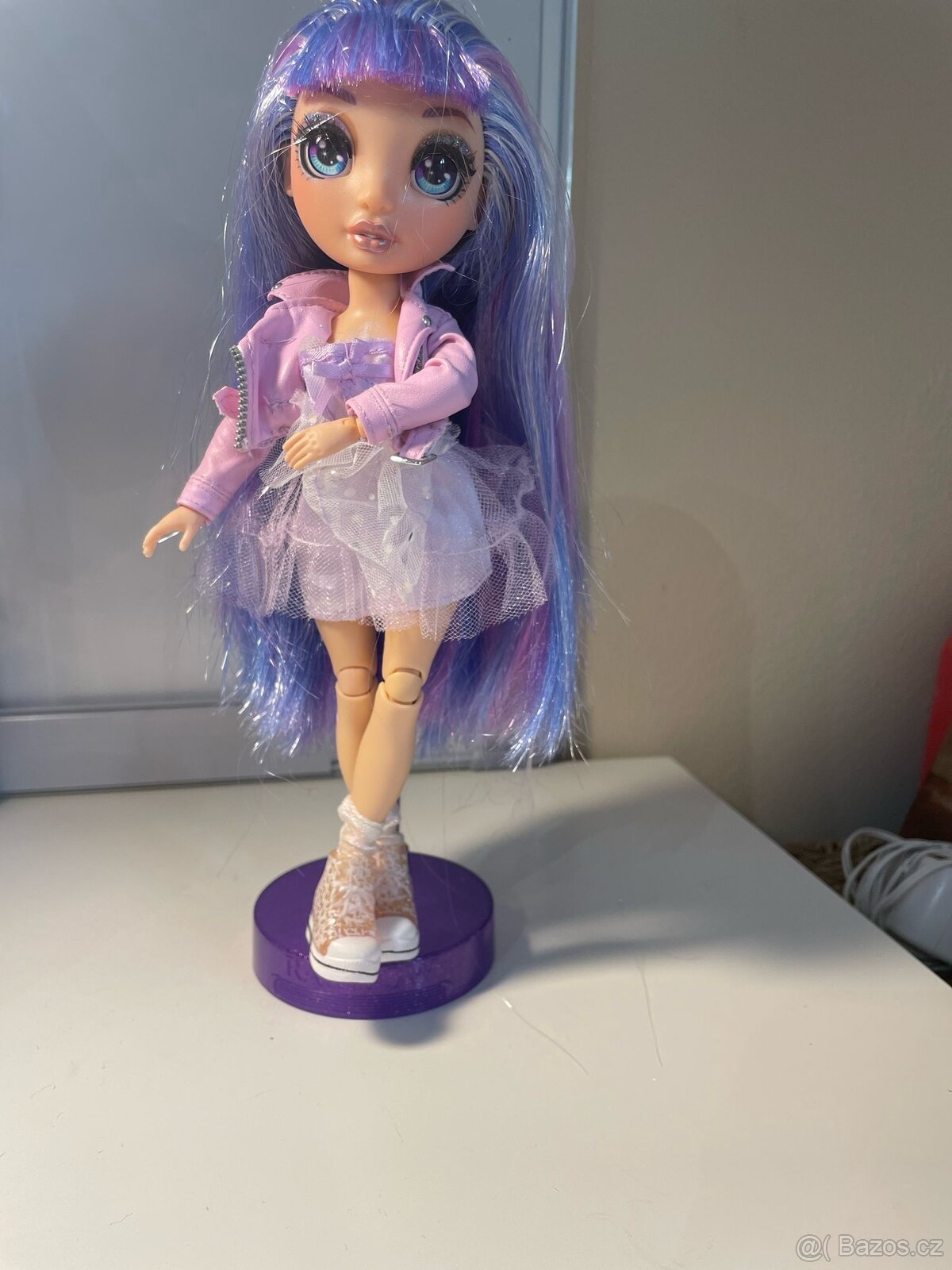 Rainbow high VIOLET WILLOV, komplet