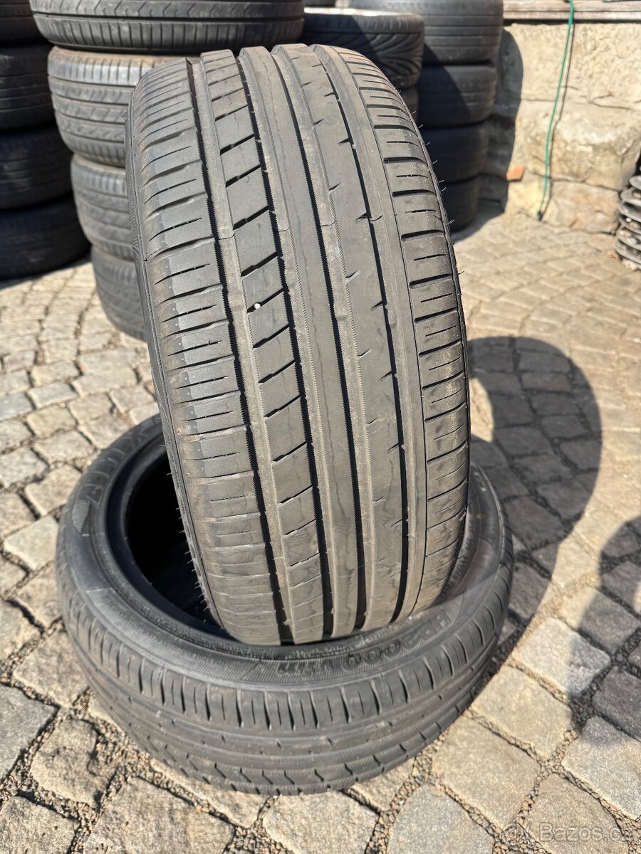 Letni pneu 225/45 r17 zeetex 2ks zánovni 98% vzorek