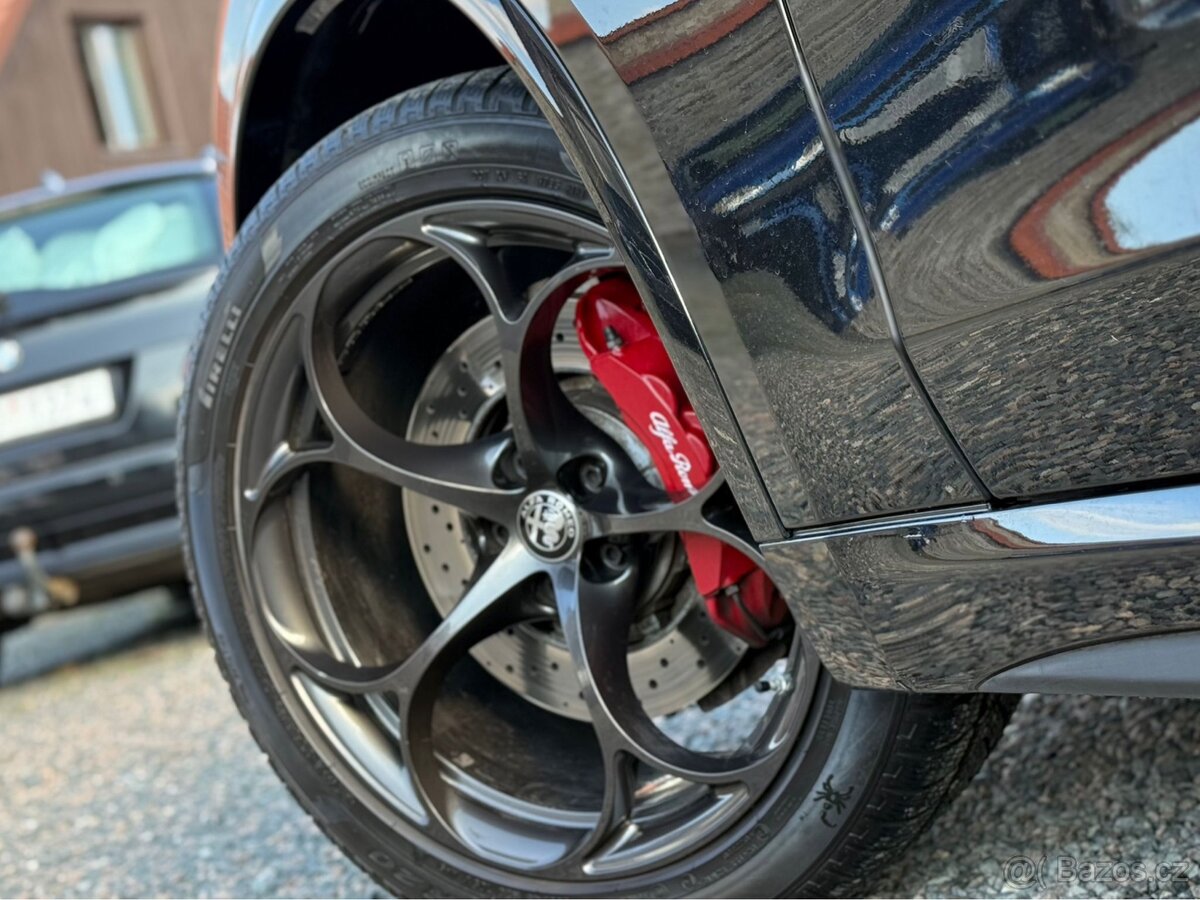 Originální alu kola Alfa Romeo Stelvio 5x110 R20 - 255/45/20