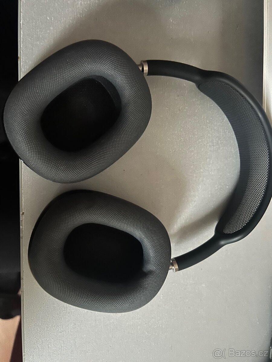 AirPods Max