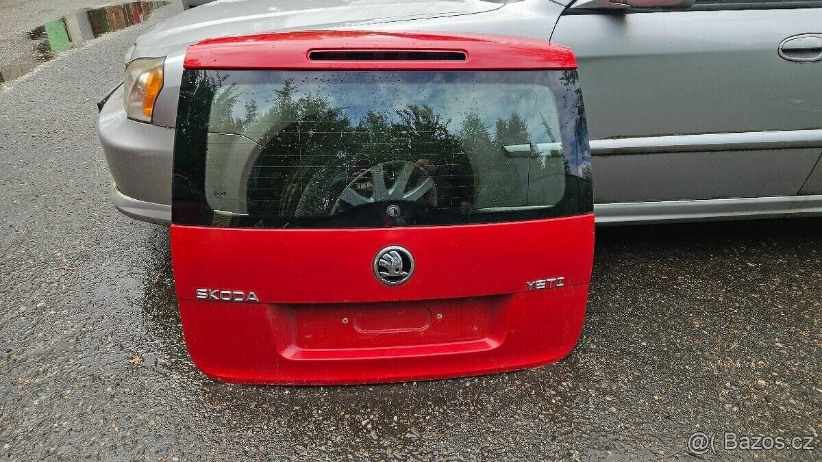 Zadní kufrové dveře škoda Yeti