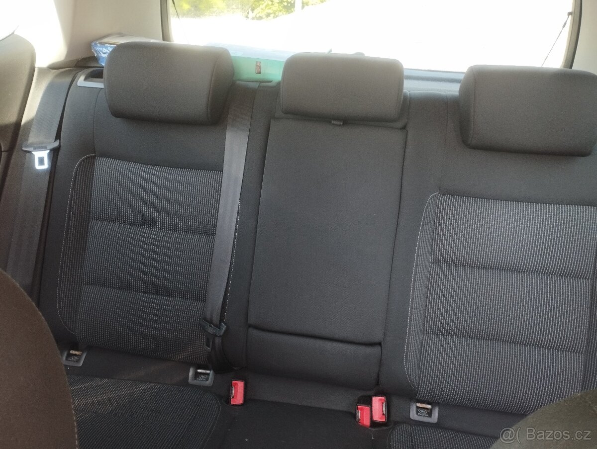 Volkswagen Golf 6 1.6 TDI 77 kw