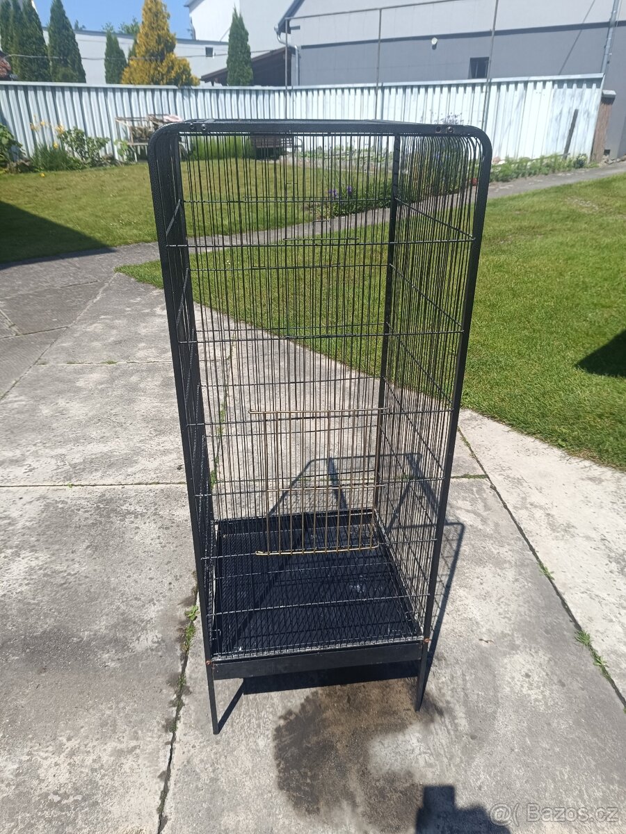 Klec na prodej