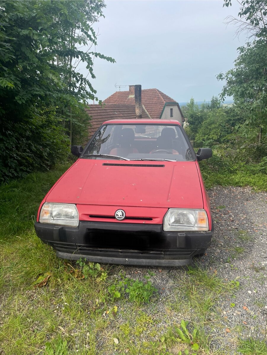 Škoda Favorit 135