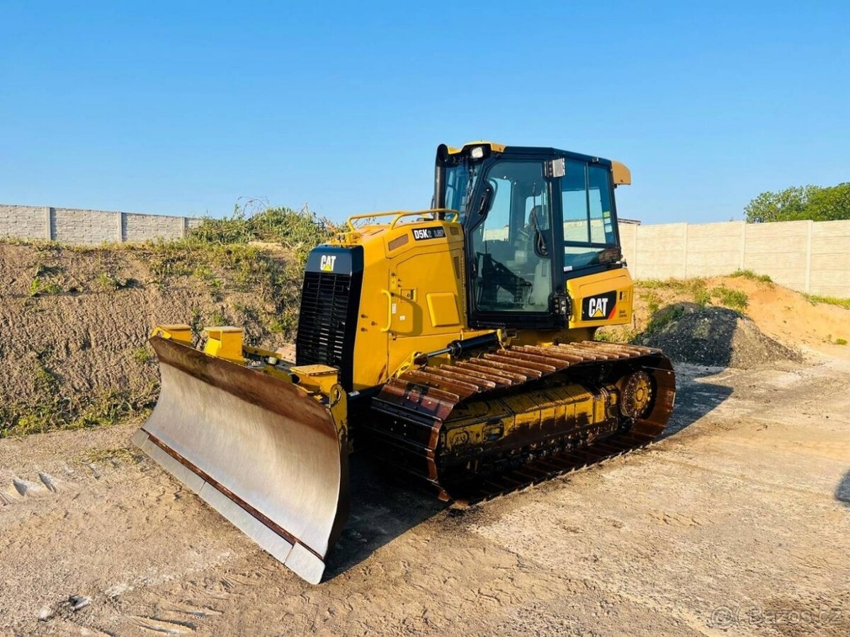 Buldozer Caterpillar D5K2LGP