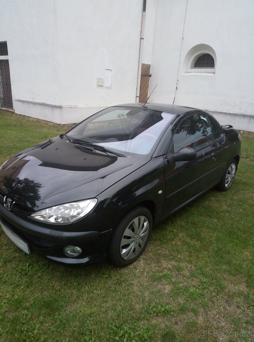 Peugeot 206cc 1.616v 80kw rok 7/2002 Platimum
