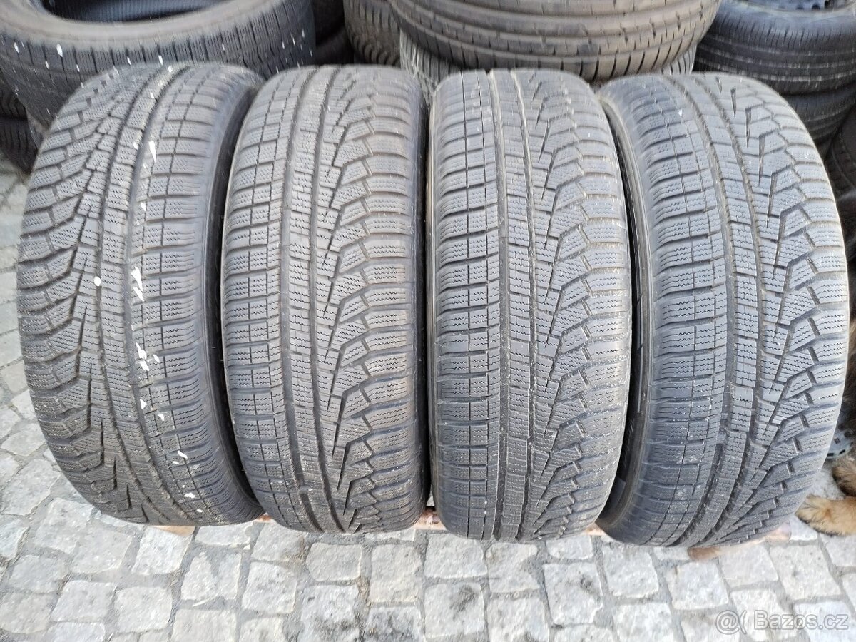 225/60/17 zimni pneu HANKOOK 225/60 R17