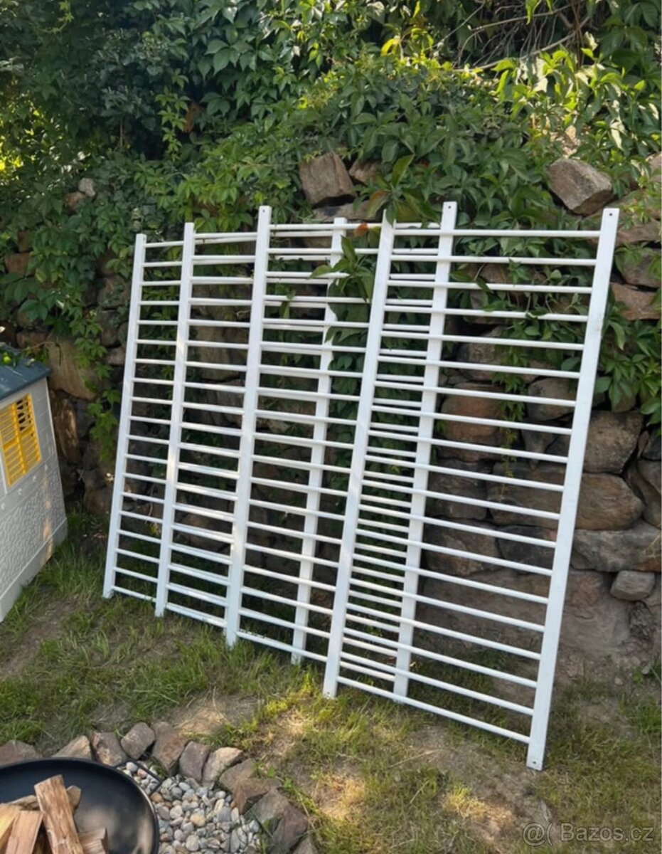 Dětská ohrádka